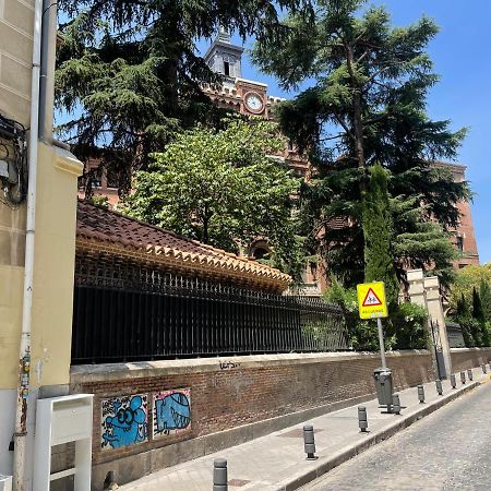 Apartamento San Buenaventura Vistillas Apartamento Para Dos Madrid Exterior foto