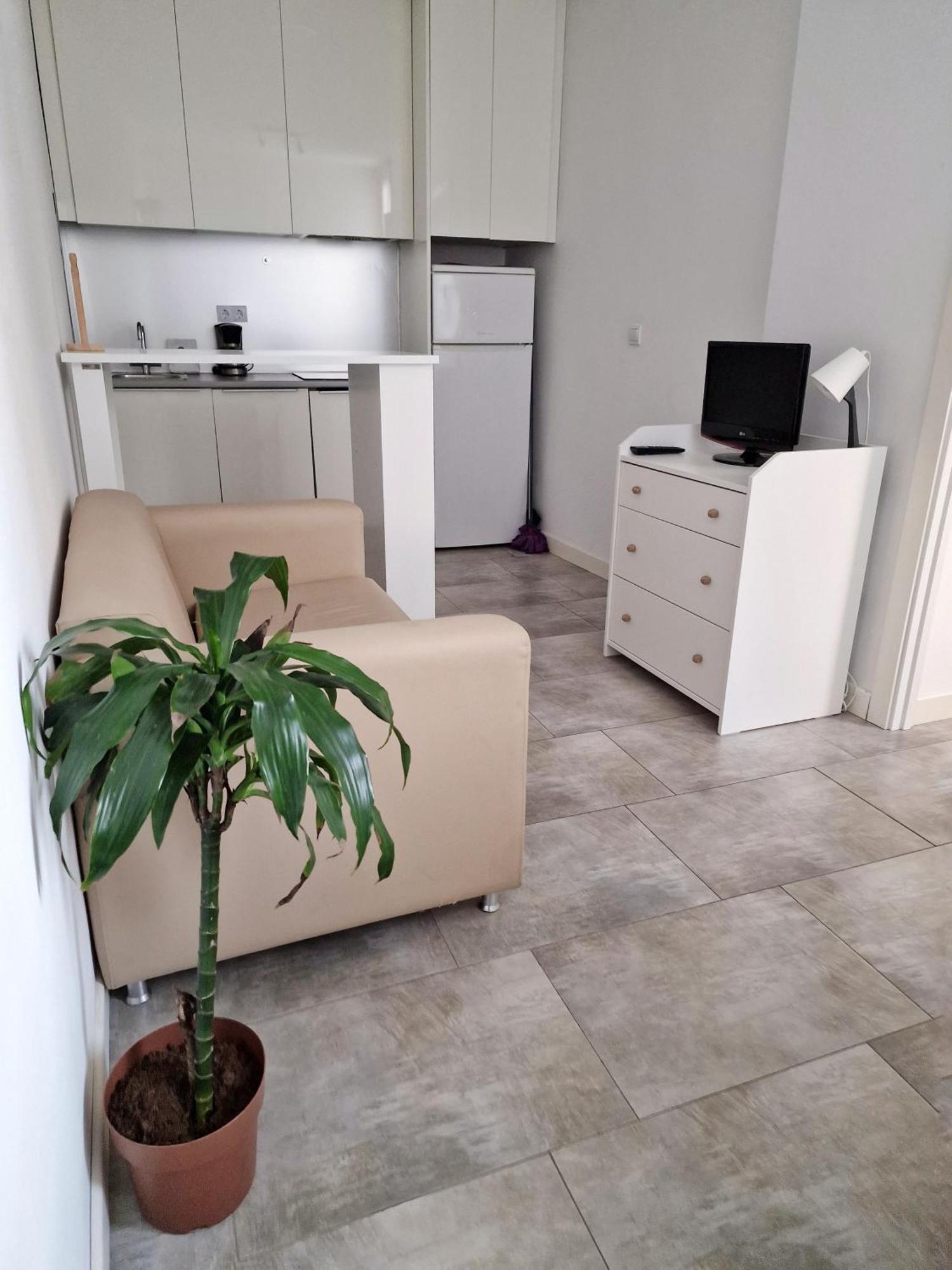 Apartamento San Buenaventura Vistillas Apartamento Para Dos Madrid Exterior foto