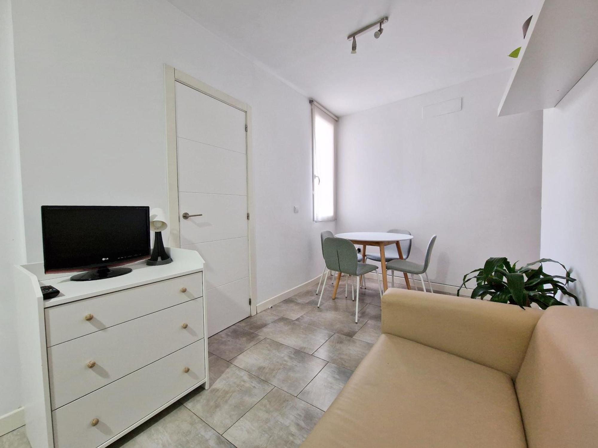 Apartamento San Buenaventura Vistillas Apartamento Para Dos Madrid Exterior foto