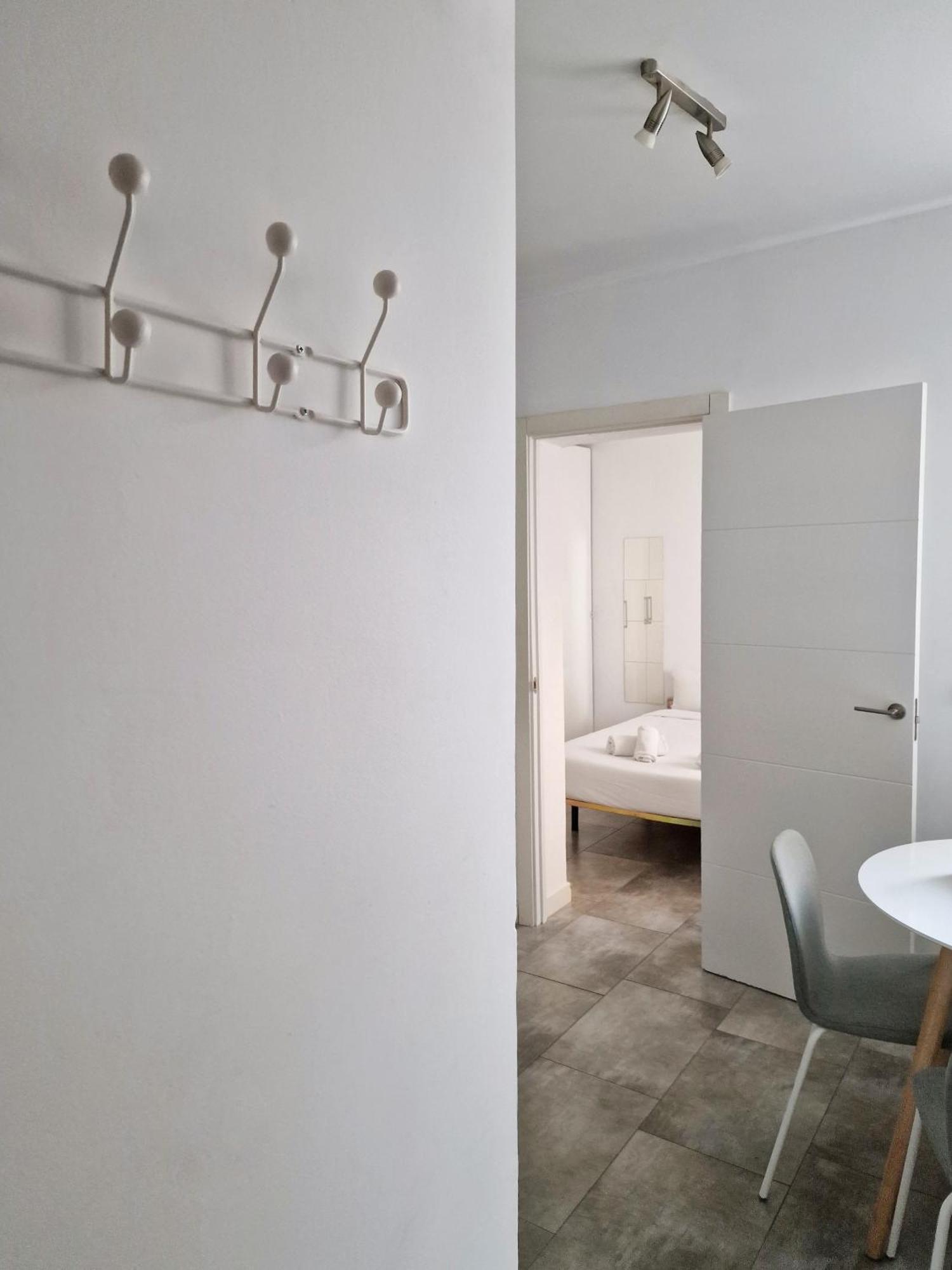 Apartamento San Buenaventura Vistillas Apartamento Para Dos Madrid Exterior foto