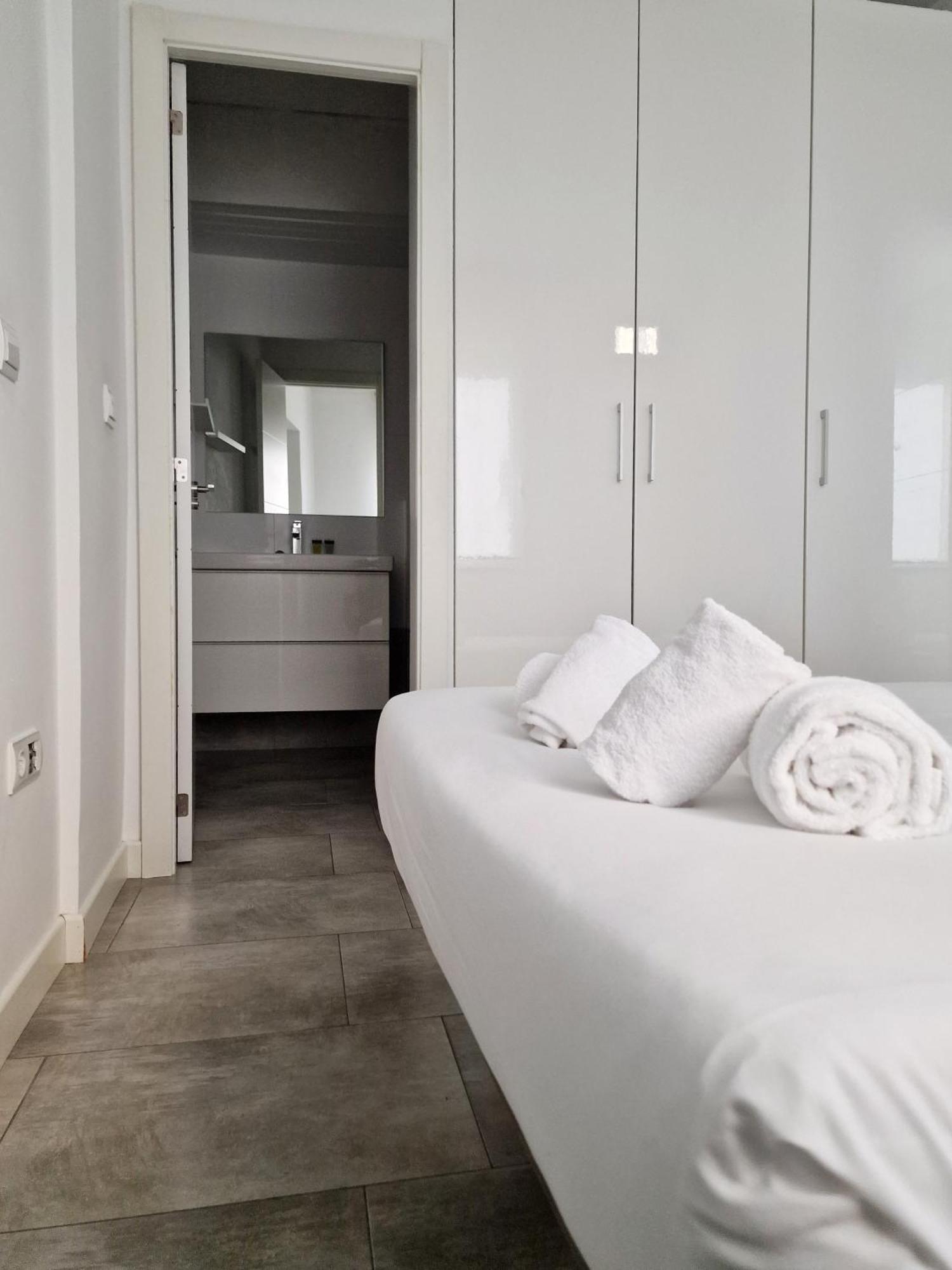 Apartamento San Buenaventura Vistillas Apartamento Para Dos Madrid Exterior foto