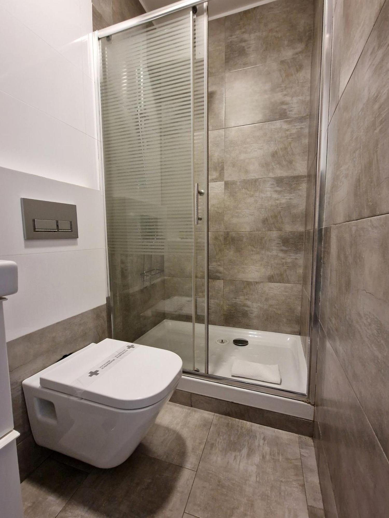 Apartamento San Buenaventura Vistillas Apartamento Para Dos Madrid Exterior foto